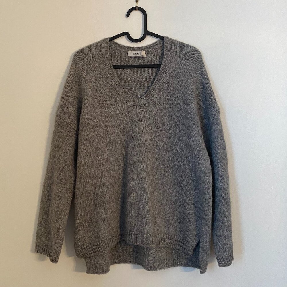 CLOSED Gray V Neck Wool & Alpaca Blend Sweater Size Medium